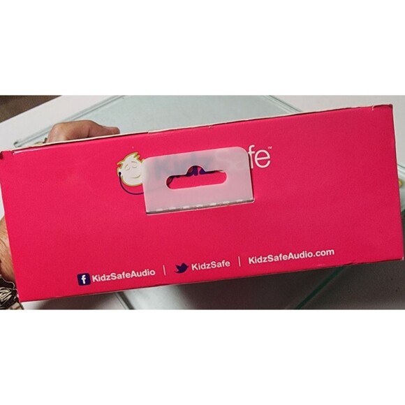 KidzSafe My Design DIY Headphones Audiologist Recommended - Picture 5 of 5